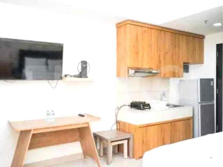 Apartemen 1 Kamar Tidur Berperabotan Lengkap Dijual - APAbe905, Lantai Menengah, Gading Serpong 3