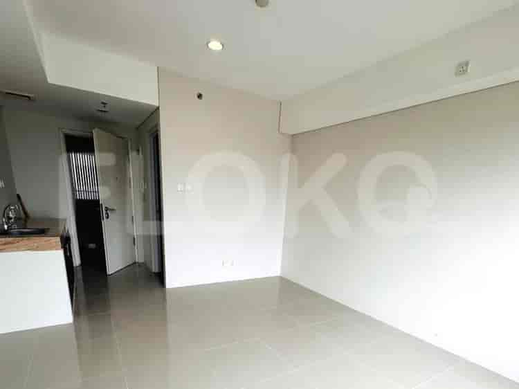 1BR Apartment for Sale in Bintaro Plaza Residence - APAfad43, High Floor 3