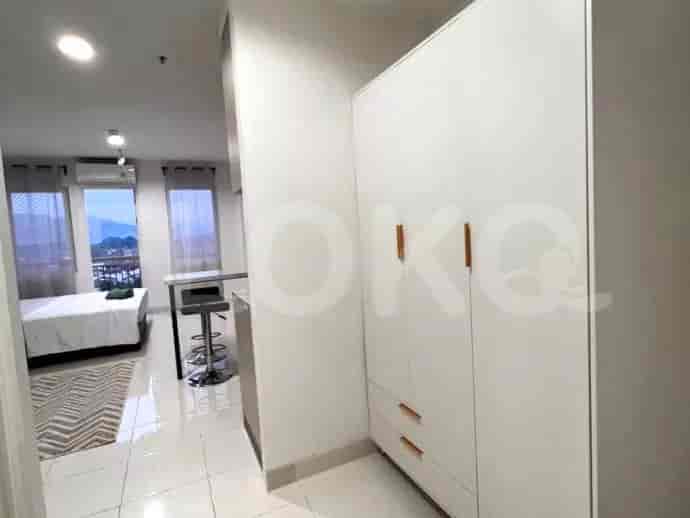 Apartemen 1 Kamar Tidur Furnished Dijual - APAf1d53, Lantai Tinggi, Sentul Tower Apartment 6