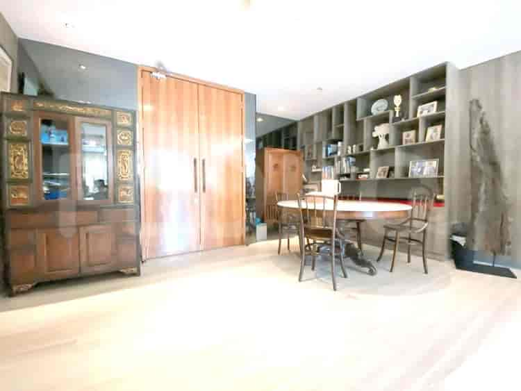 Exclusive 2BR Apartment for Sale - APAa7fd4, Middle Floor, Verde Residence, Kuningan 5