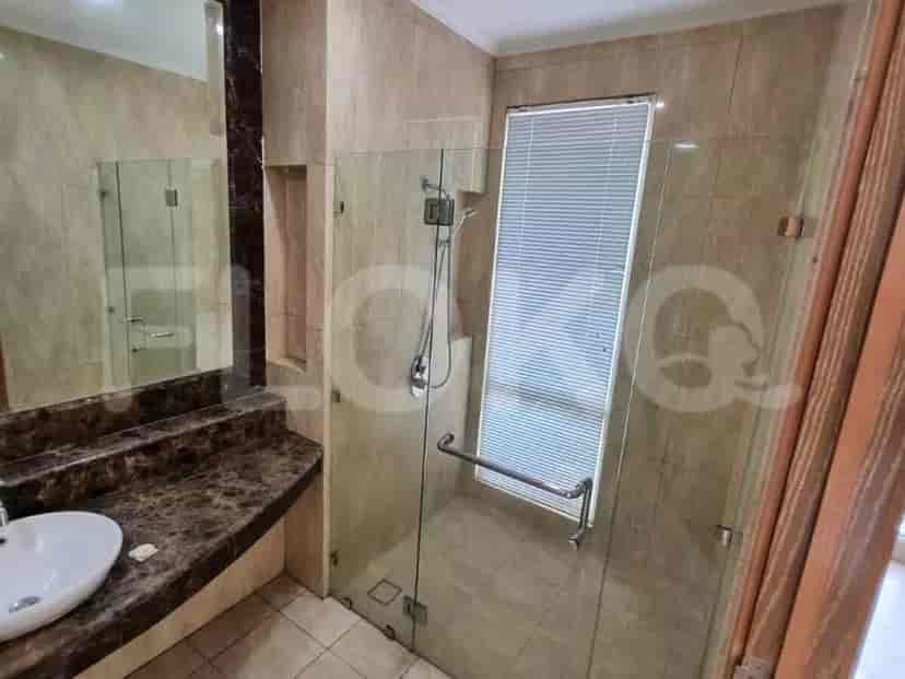 APAa61cf 25th Floor | Furnished 4BR Apartment for Sale, Kuningan 10
