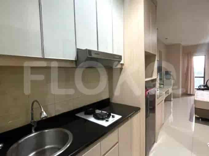 Apartemen 1-Kamar Tidur Berperabotan Dijual - APA383a9, Lantai Tinggi, Sudirman 4