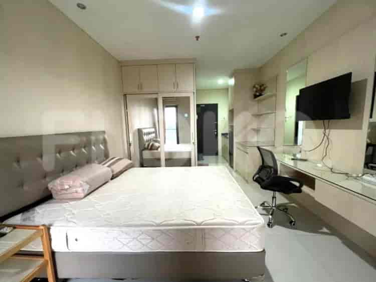Apartemen 1-Kamar Tidur Berperabotan Dijual - APA383a9, Lantai Tinggi, Sudirman 2