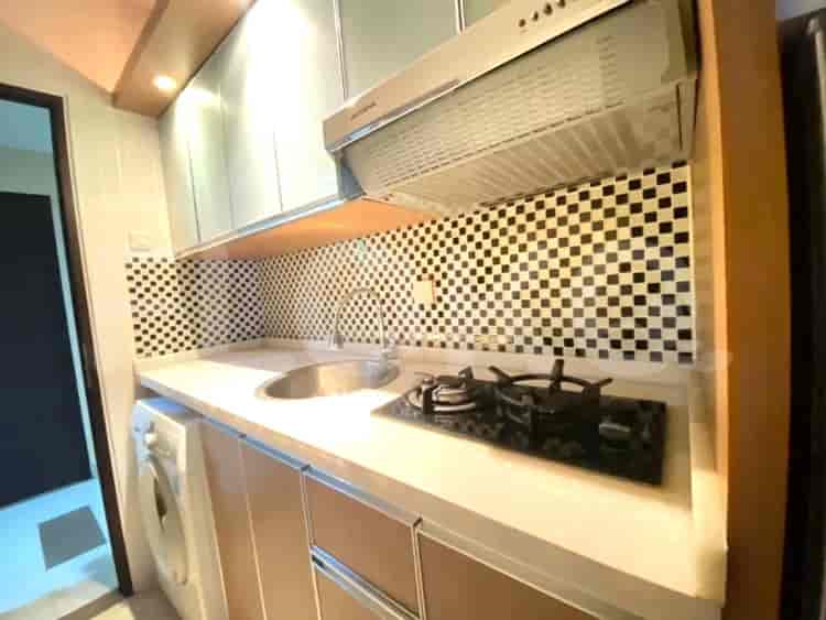 Apartemen 1BR Furnished Dijual - APAe951f, Lantai Tinggi, Sudirman 5