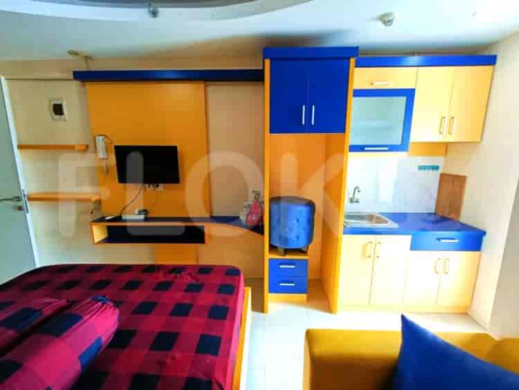 Furnished 1-Bedroom Apartment for Sale - APAed658, Middle Floor, Cipinang 3