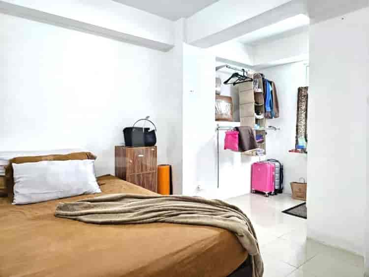 Apartemen 2BR Furnished Dijual di Bassura City - APA479bb, Lantai Rendah 1