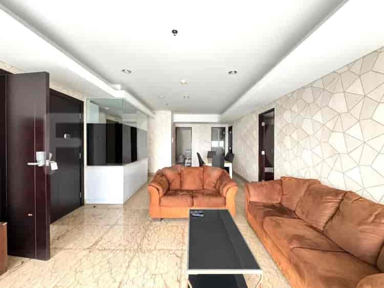 Luxury 3-Bedroom Apartment for Sale - APA6cc6e, Middle Floor, Royale Springhill Residence 1