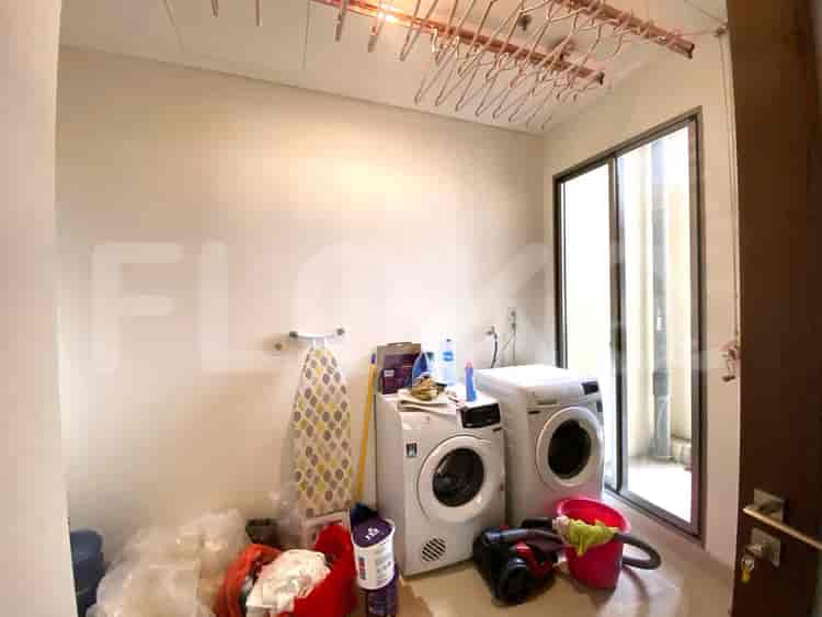 2 Bedroom on Middle Floor for Rent in Pakubuwono Spring Apartment - fgab13 10