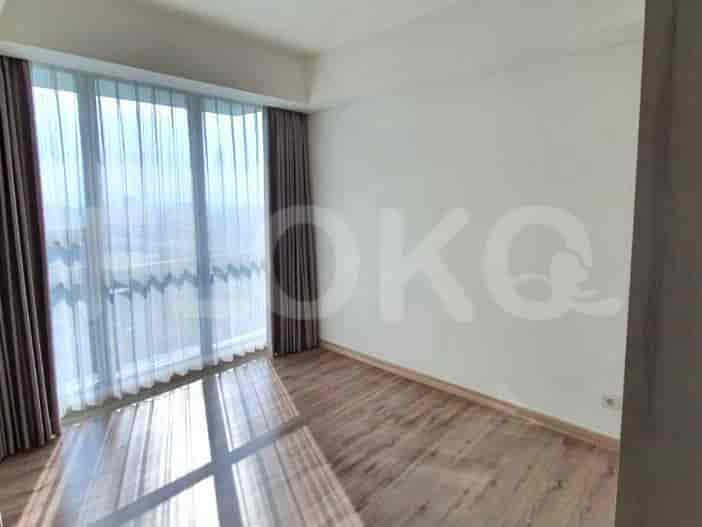 Tipe 3 Kamar Tidur di Lantai Tinggi untuk disewakan di ST Moritz Apartemen - fpu227 4