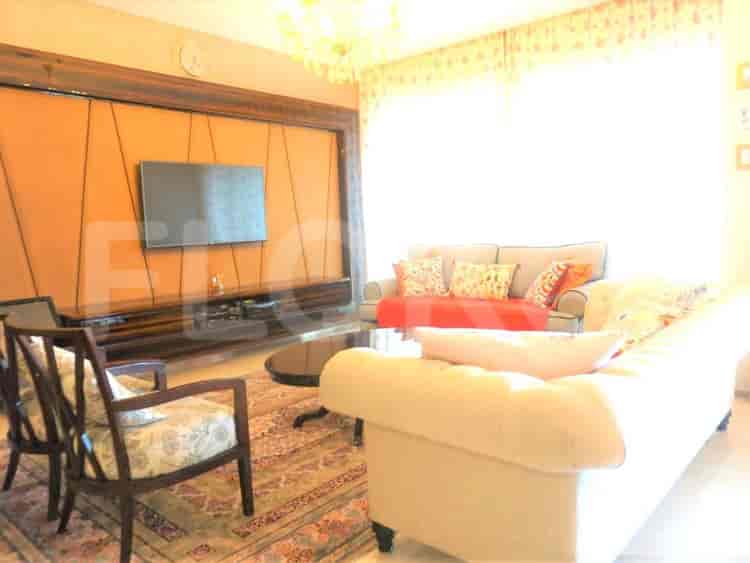 Tipe 3 Kamar Tidur di Lantai Menengah untuk disewakan di Nirvana Residence Apartemen - fke8fc 1