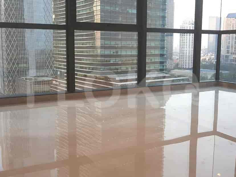 Dijual Apartemen 4 BR, Lantai Menengah, Luas 249 m2 di Apartemen District 8: Flokq 1
