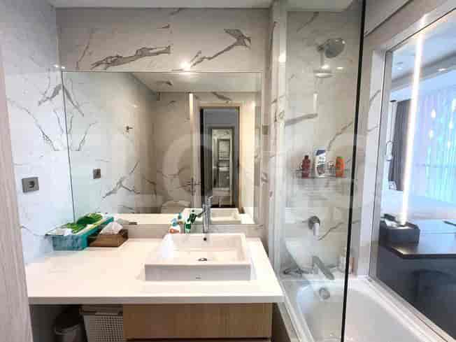 2 Bedroom on Low Floor for Rent in South Quarter TB Simatupang - ftbdda 14