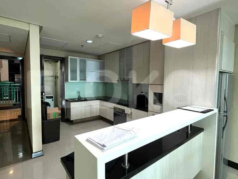 Modern kitchen and bar area.