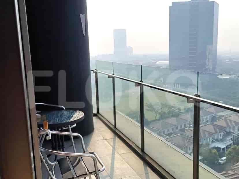 Balcony with a view of the city.
