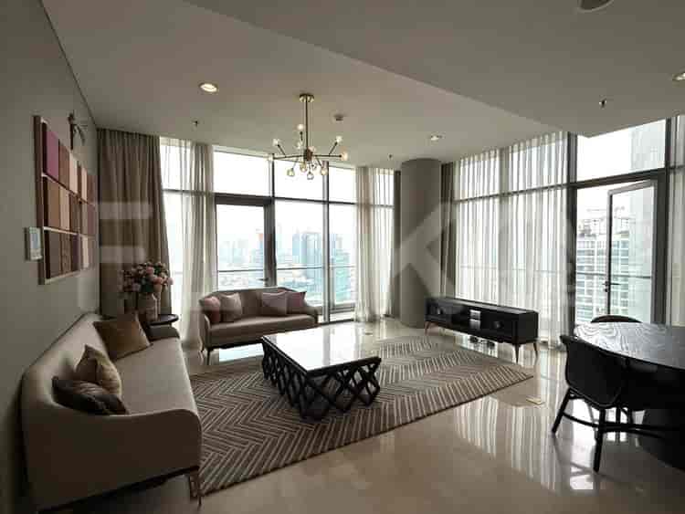3 Bedroom on High Floor for Rent in Verde Two Apartment - fsef14 1
