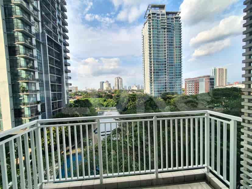 Balcony overlooking the city.