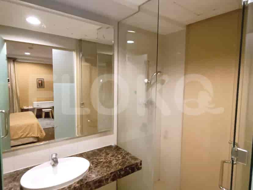 Bathroom with a shower and a sink.