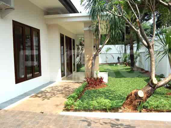 350 sqm, 4 BR house for rent in Jl Kemang Timur, Kemang - RHA0b8 1