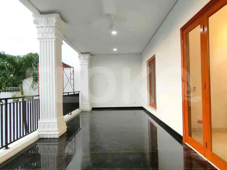 1000 sqm, 5 BR house for rent in Kemang, Kemang - RHAc45 8