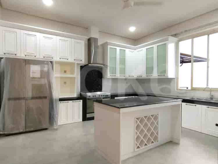 1000 sqm, 5 BR house for rent in Kemang, Kemang - RHAc45 7