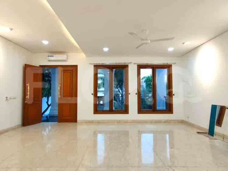 1000 sqm, 5 BR house for rent in Kemang, Kemang - RHAc45 4