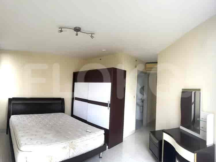 Tipe 3 Kamar Tidur di Lantai Rendah untuk disewakan di Taman Rasuna Apartemen - fkue10 2