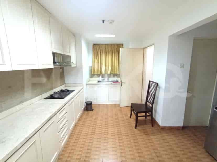 Kitchen with white cabinets, a gas stove, and a neutral color palette.