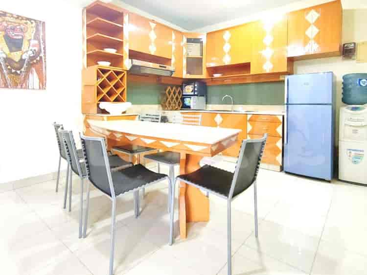 Tipe 2 Kamar Tidur di Lantai Rendah untuk disewakan di Taman Rasuna Apartemen - fku544 3