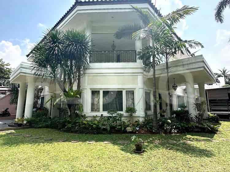600 sqm, 3 BR house for rent in Jl Wijaya IX, Blok M - RHA1d7 1