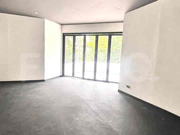 Disewakan Rumah 6 BR, Luas 908 m2 di Gunawarman , SCBD - RHAa50 3