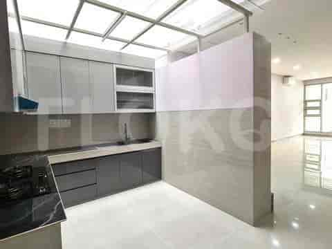 242 sqm, 3 BR house for rent in Jl Deperdag 3, Blok M - RHA9b7 5