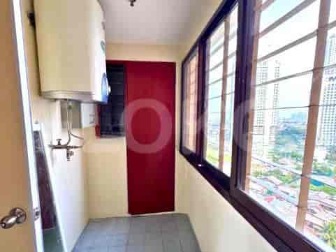 Tipe 3 Kamar Tidur di Lantai Rendah untuk disewakan di Simprug Indah - fsi940 5