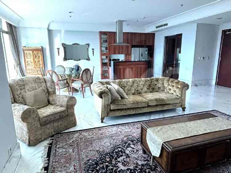Tipe 4 Kamar Tidur di Lantai Rendah untuk disewakan di Essence Darmawangsa Apartemen - fci5bb 1