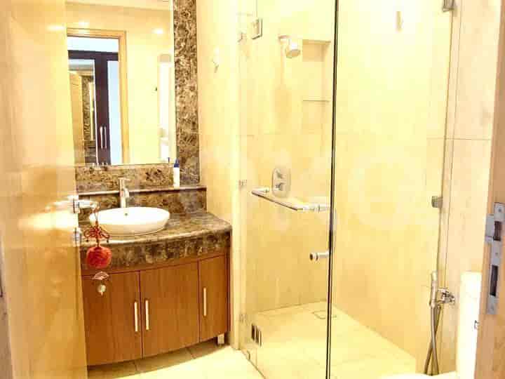 3 Bedroom on Low Floor for Rent in Senayan Residence - fseb9b 4