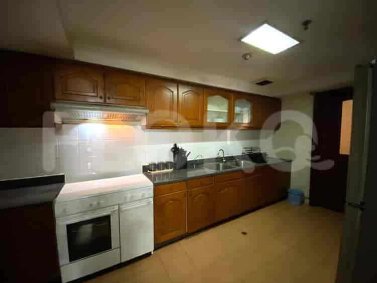 3 Bedroom on Middle Floor for Rent in Kusuma Chandra Apartment - fsuecc 3