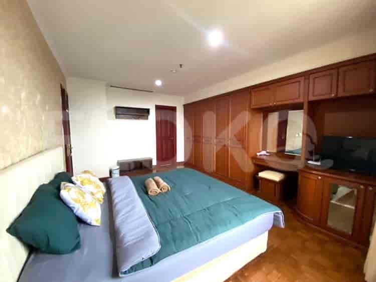 3 Bedroom on Middle Floor for Rent in Kusuma Chandra Apartment - fsub4a 2