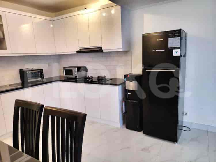 Tipe 2 Kamar Tidur di Lantai Rendah untuk disewakan di Taman Rasuna Apartemen - fku309 3