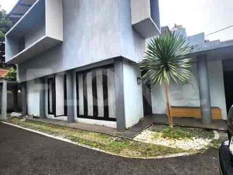 300 sqm, 4 BR house for rent in Cilandak, Cilandak - RHA349 1