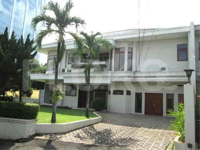 Disewakan Rumah 5 BR, Luas 425 m2 di Complex Jervois Park, Pasar Minggu - RHA402 1
