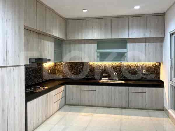 Dijual Rumah 6 BR, Luas 1050 m2 di Kataraman Indah, Penjaringan - RHAS9b9 4