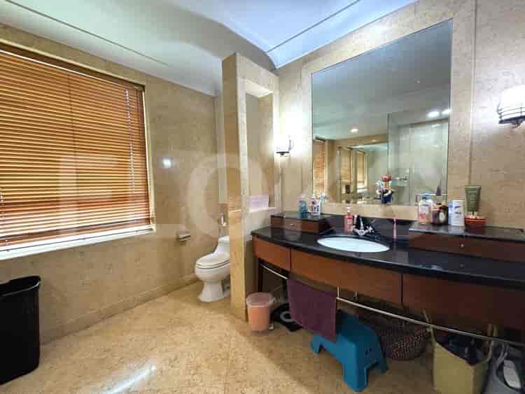 4 Bedroom on Low Floor for Rent in Pakubuwono Residence - fgad35 4