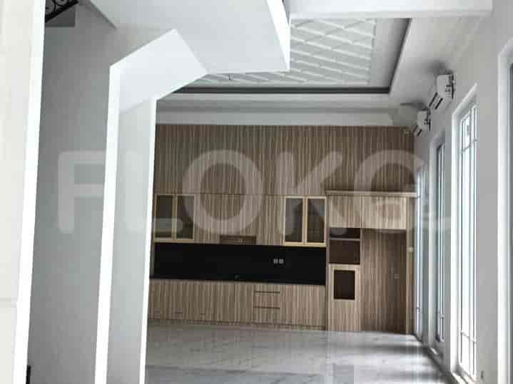 Dijual Rumah 4 BR, Luas 600 m2 di Bukit Gading Mediterania, Kelapa Gading - RHAS0a1 4