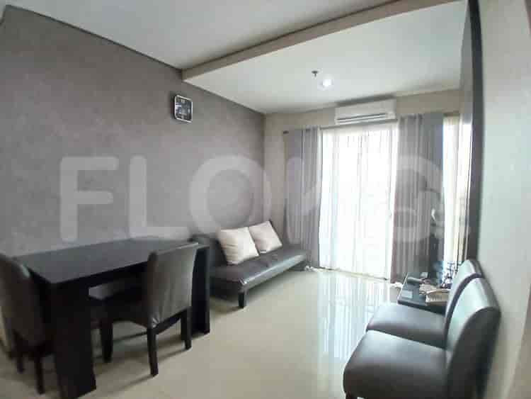 Tipe 2 Kamar Tidur di Lantai Menengah untuk disewakan di Thamrin Residence Apartemen - fth396 1