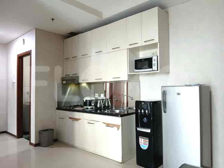 Tipe 2 Kamar Tidur di Lantai Menengah untuk disewakan di Thamrin Residence Apartemen - fth396 3