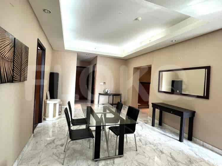 Tipe 3 Kamar Tidur di Lantai Tinggi untuk disewakan di The Peak Apartemen - fsu7e2 2