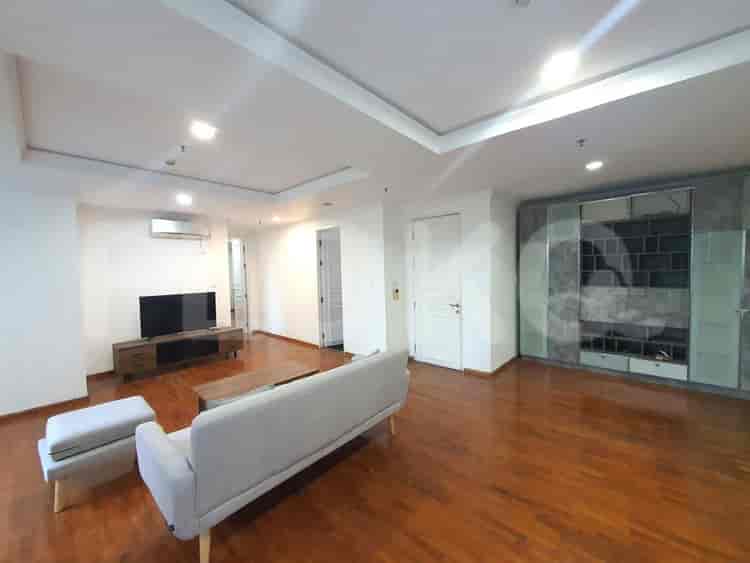 3 Bedroom on Middle Floor for Rent in Essence Darmawangsa Apartment - fcia12 1