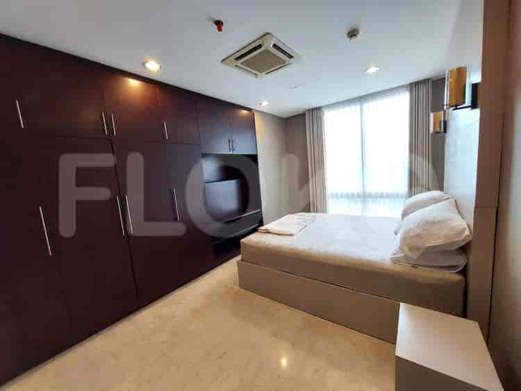 Tipe 3 Kamar Tidur di Lantai Menengah untuk disewakan di The Grove Apartemen - fku163 2