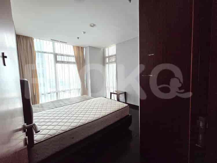 Tipe 3 Kamar Tidur di Lantai Menengah untuk disewakan di Essence Darmawangsa Apartemen - fci626 3