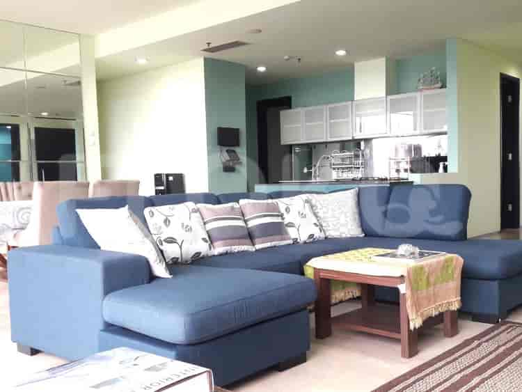 Tipe 3 Kamar Tidur di Lantai Menengah untuk disewakan di Nirvana Residence Apartemen - fkee92 1