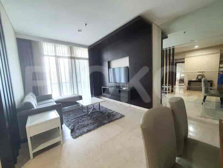 Tipe 2 Kamar Tidur di Lantai Menengah untuk disewakan di Essence Darmawangsa Apartemen - fci344 1